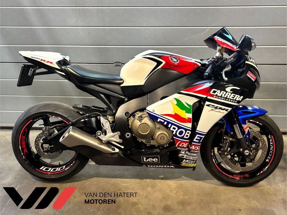 HONDA CBR 1000 RR FIREBLADE 12.469 km 1e eigenaar, HONDA, 4 cilinders, Motorrijbewijs A, Bedrijf