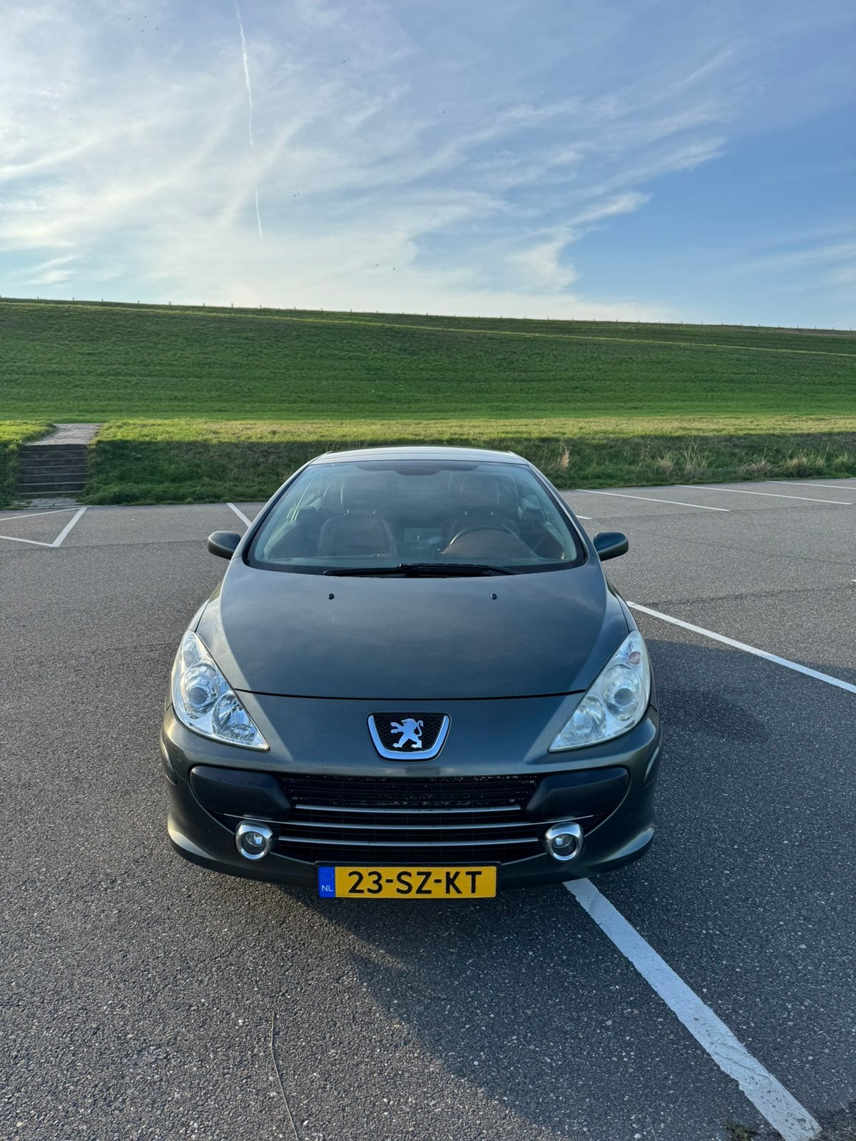 Peugeot 307 cc cabrio147PK AUTOMAAT, Auto's, 4 cilinders, Cabriolet, 4 stoelen, Origineel Nederlands