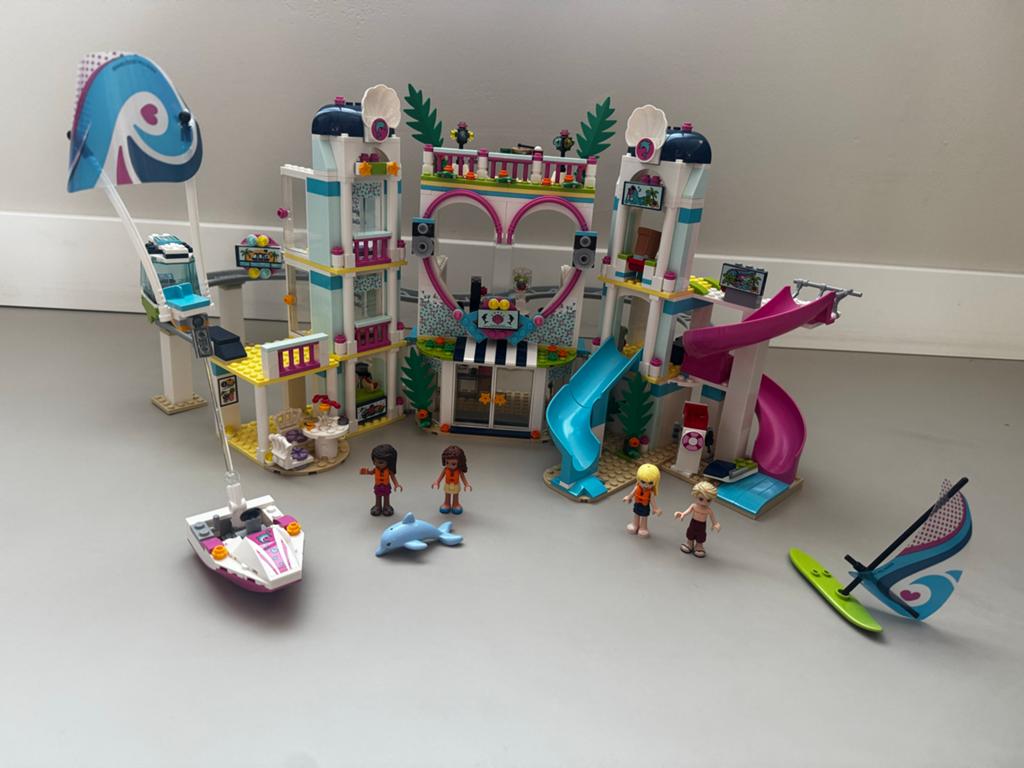 Lego friends 41347 heartlake city resort, Ophalen of Verzenden, Zo goed als nieuw