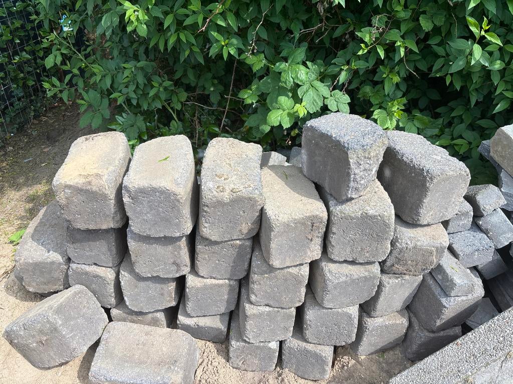 Betonnen rondlopende stenen voor tuinafscheiding H15xB29xD15, Tuin en Terras, Grind, Keien en Split, Ophalen, Overige materialen