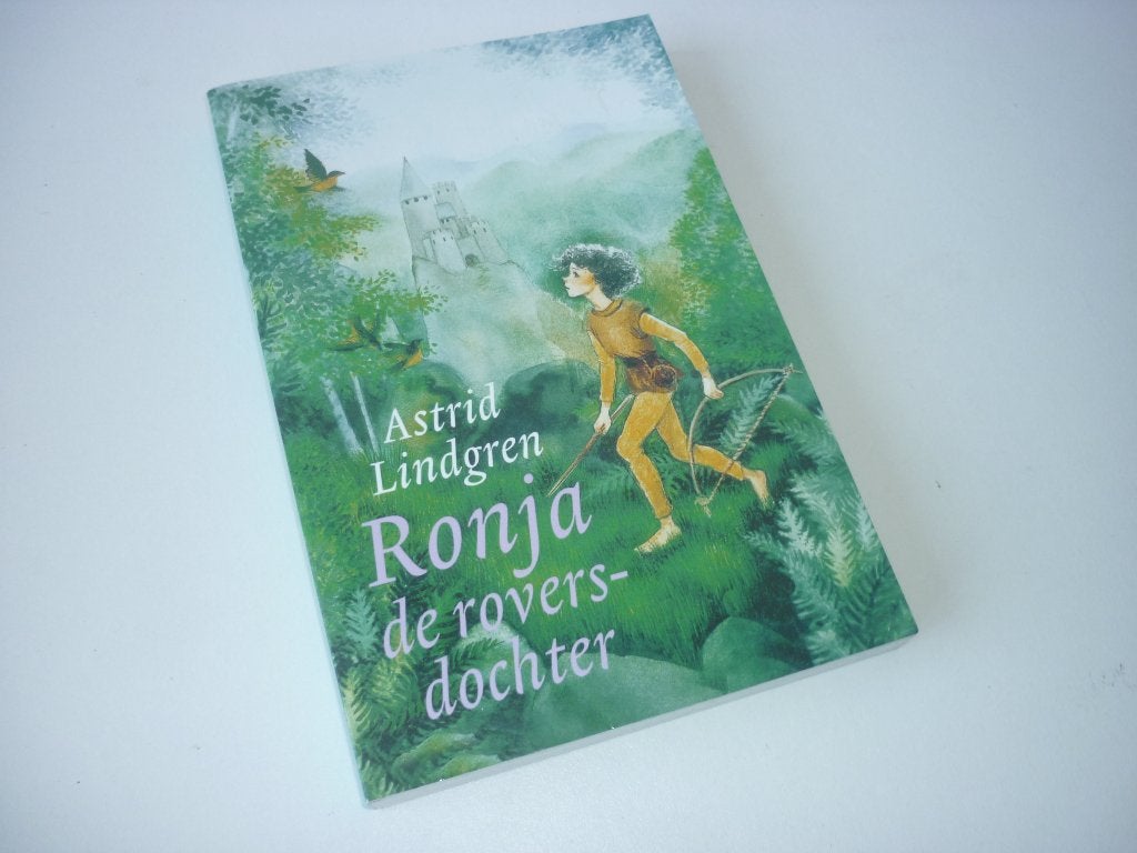 Astrid Lindgren: Ronja de Roversdochter, Boeken, Ophalen of Verzenden, Gelezen