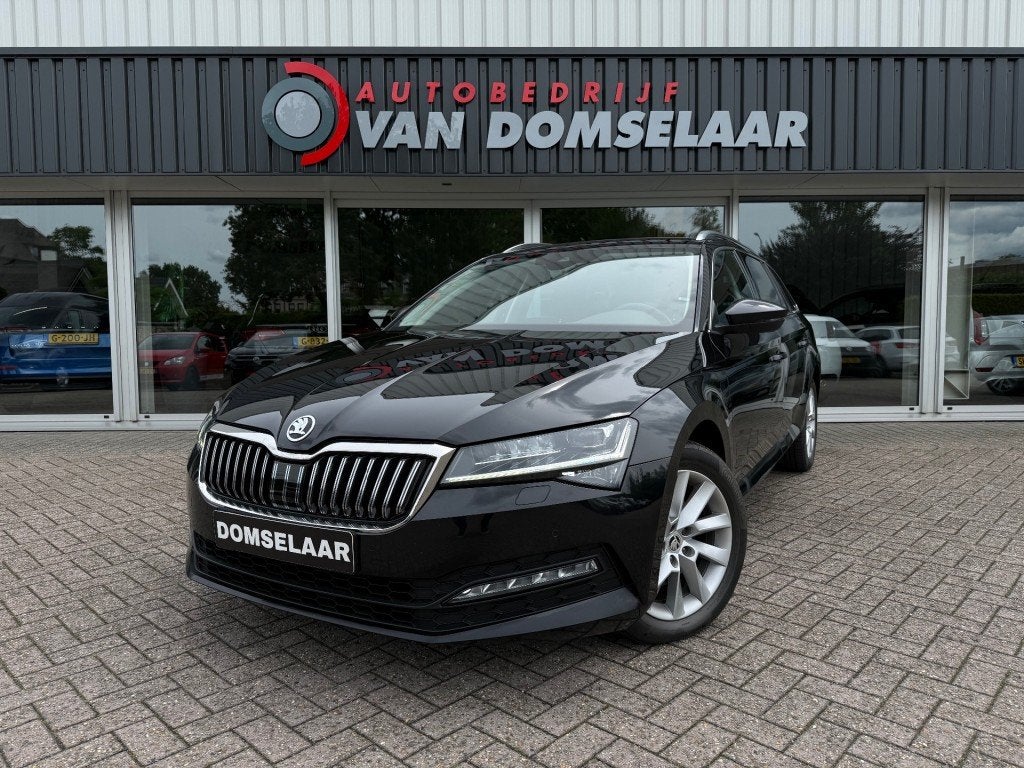 Skoda SUPERB COMBI 1.5 TSI ACT Business Edition - Automaat S, Auto's, Euro 6, 4 cilinders, 150 pk, Zwart