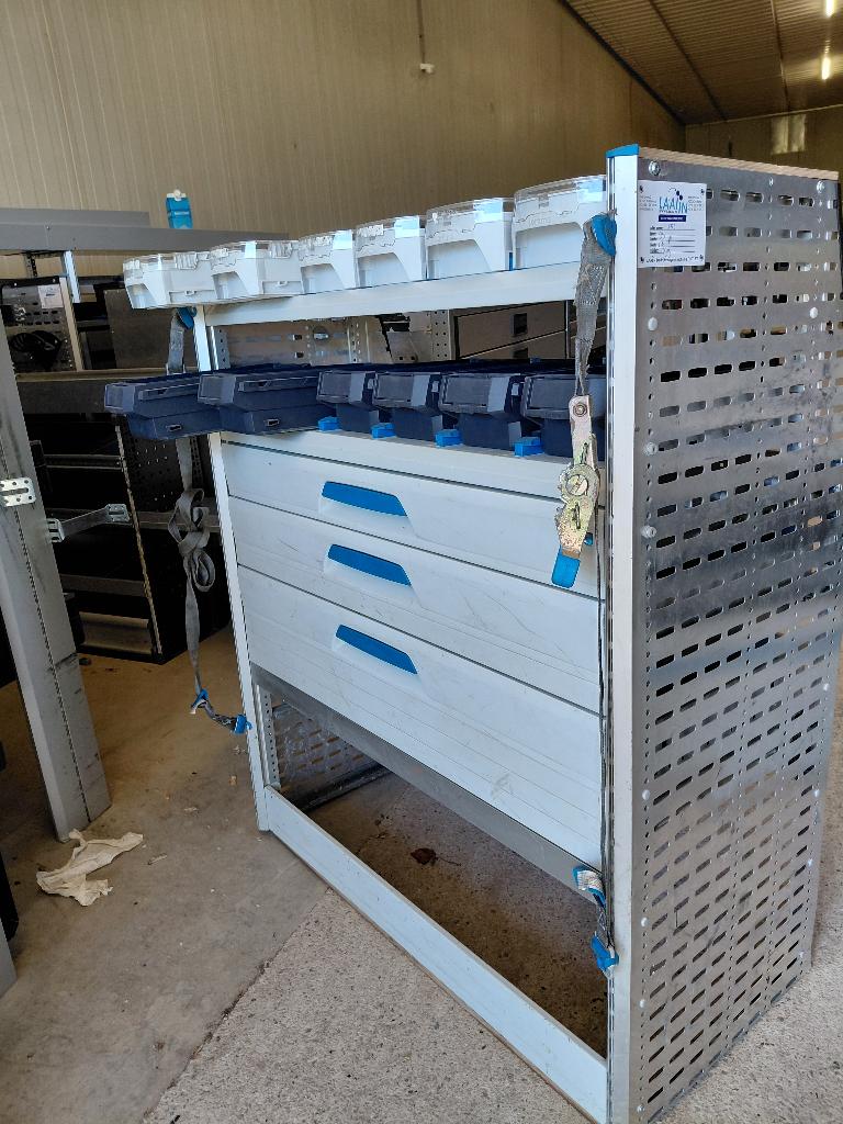 SORTIMO KAST(1156)  L 99  B 48  H 118 € 599, Auto diversen, Auto-accessoires, Ophalen, Zo goed als nieuw