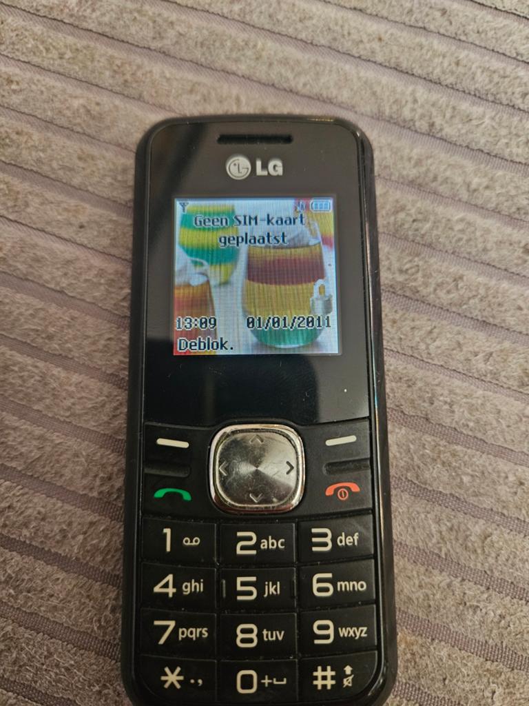 Lg gs101 klassiek model, Ophalen of Verzenden, Zwart
