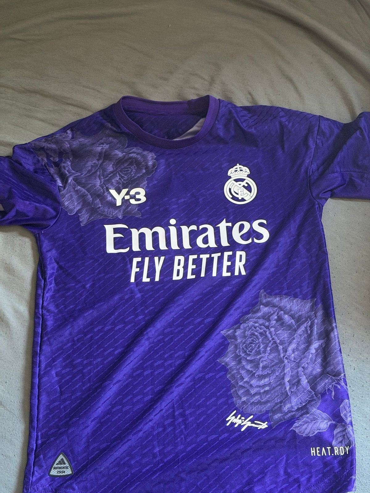 Real Madrid Y-3 Limited Edition Voetbalshirt Paars, Verzenden, Zo goed als nieuw, Maat 46 (S) of kleiner, Paars