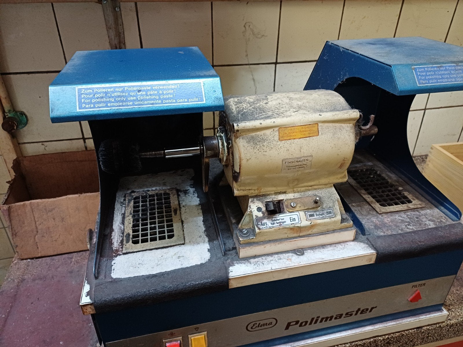 Elma Polimaster Polijstmachine met accessoires, Ophalen, Gebruikt, Minder dan 700 watt, Werkbankslijpmachine