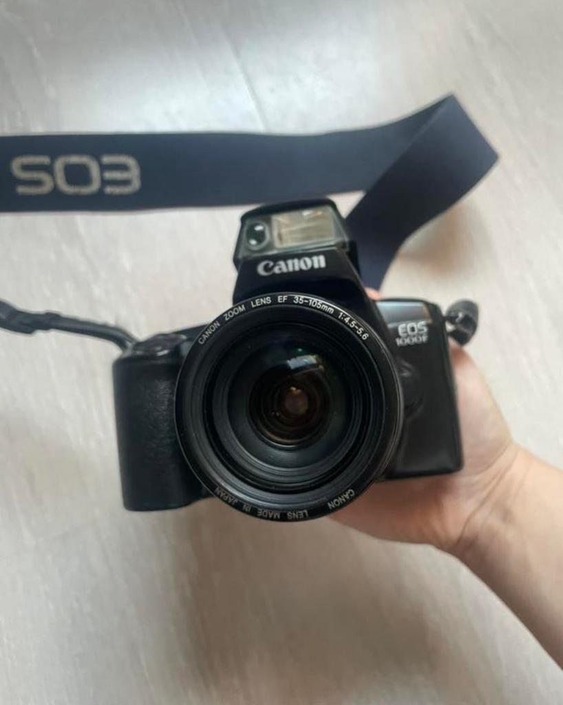 Canon EOS 1000F, Audio, Tv en Foto, Fotocamera's Analoog, Ophalen, Zo goed als nieuw, Spiegelreflex, Canon