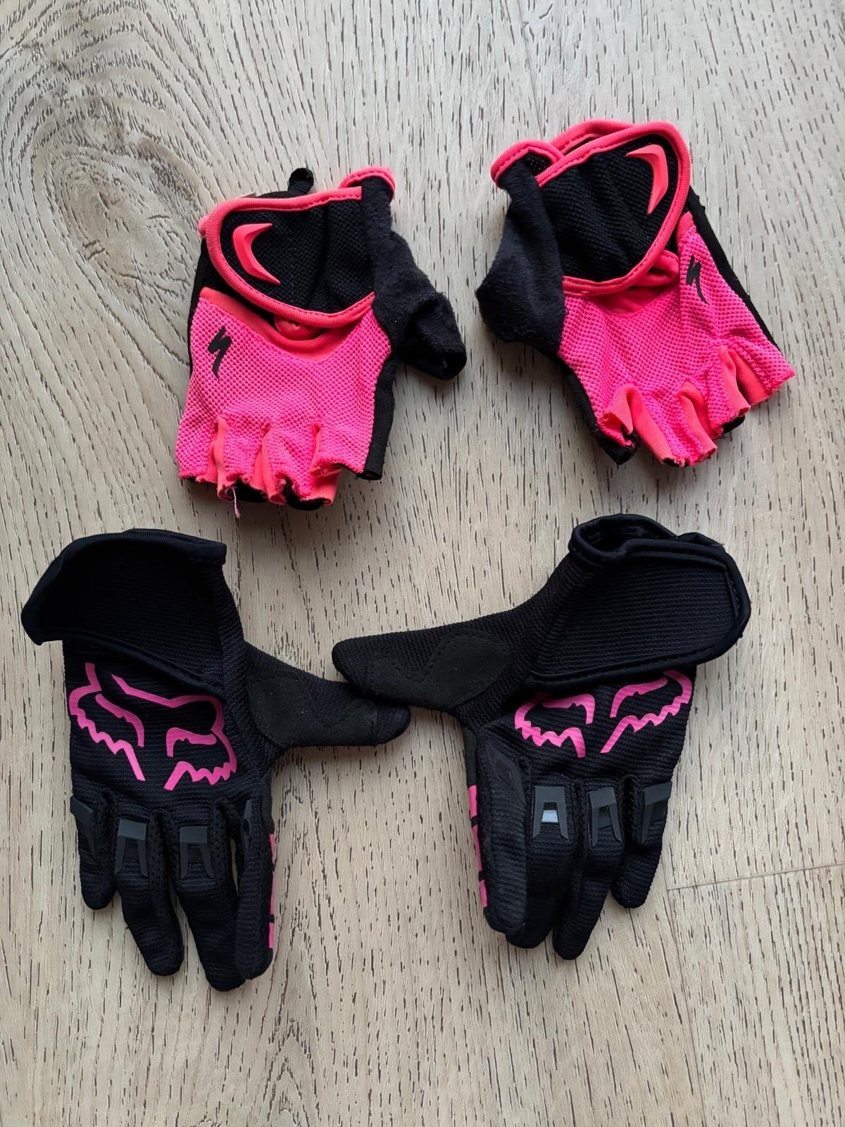 2 paar MTB handschoenen voor meisjes, Gebruikt, Kinderen, M, Ophalen of Verzenden