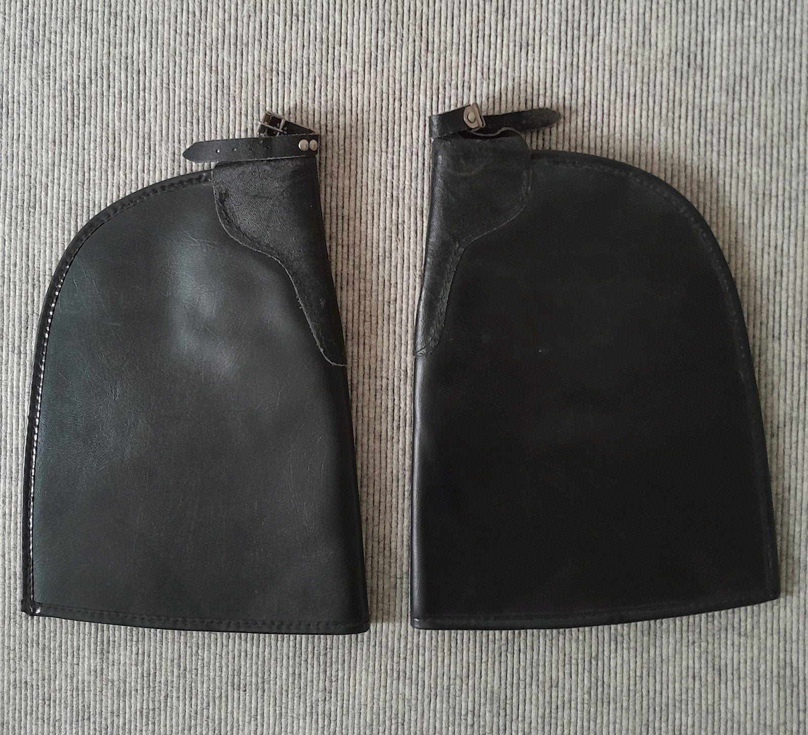 Vintage Stuurmoffen Zwart Kunstleer - Jaren '60 Handwarmers, Ophalen of Verzenden, Zo goed als nieuw, Onbekend