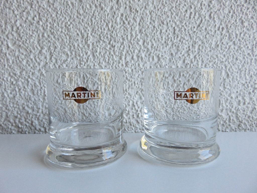 2 Martini glazen, martiniglazen met gouden merk opdruk, Ophalen of Verzenden, Zo goed als nieuw, Borrel- of Shotglas