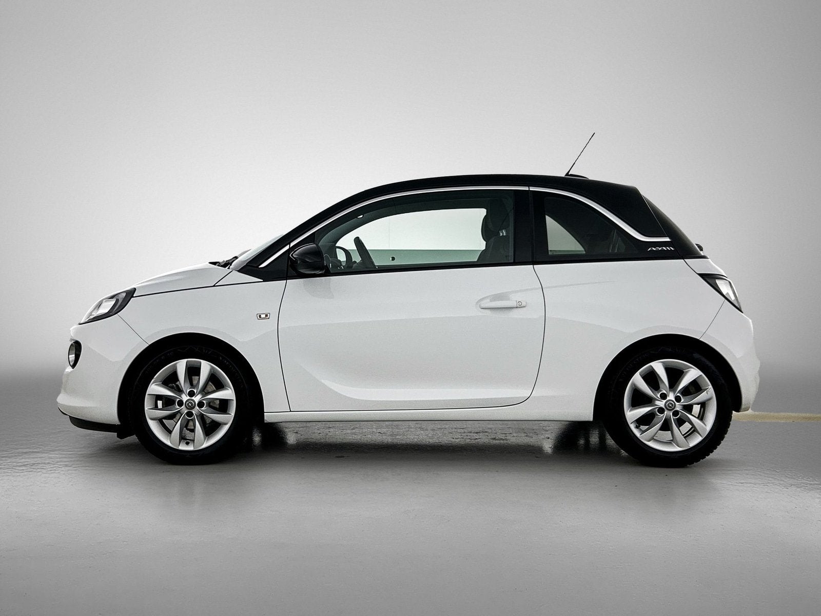Opel ADAM 1.0 Turbo BlitZ (bj 2019), Auto's, 21 km/l, 4 stoelen, Wit, Origineel Nederlands