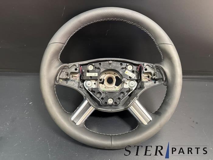 Stuurwiel van een Mercedes B-Klasse, 12 maanden garantie, -, Nieuw, Ophalen of Verzenden
