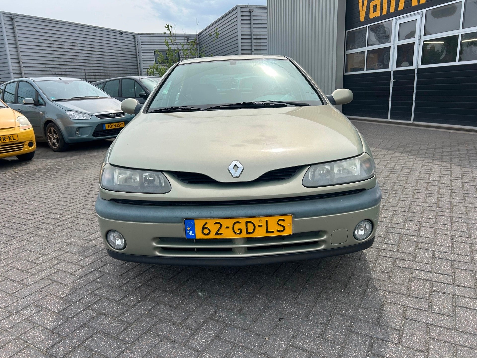 Renault Laguna 1.6-16V RTE | NAP |, Auto's, Laguna, Stof, Gebruikt, 4 cilinders