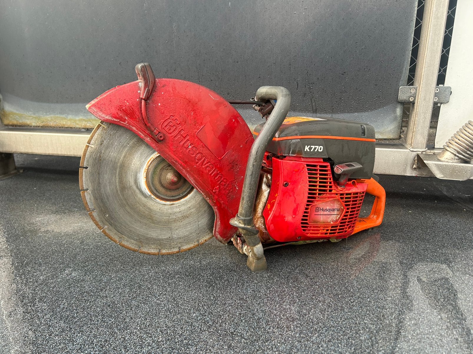 Husqvarna k770 350mm kap inclusief onderhoudsbeurt, Ophalen of Verzenden, Zo goed als nieuw, Benzine