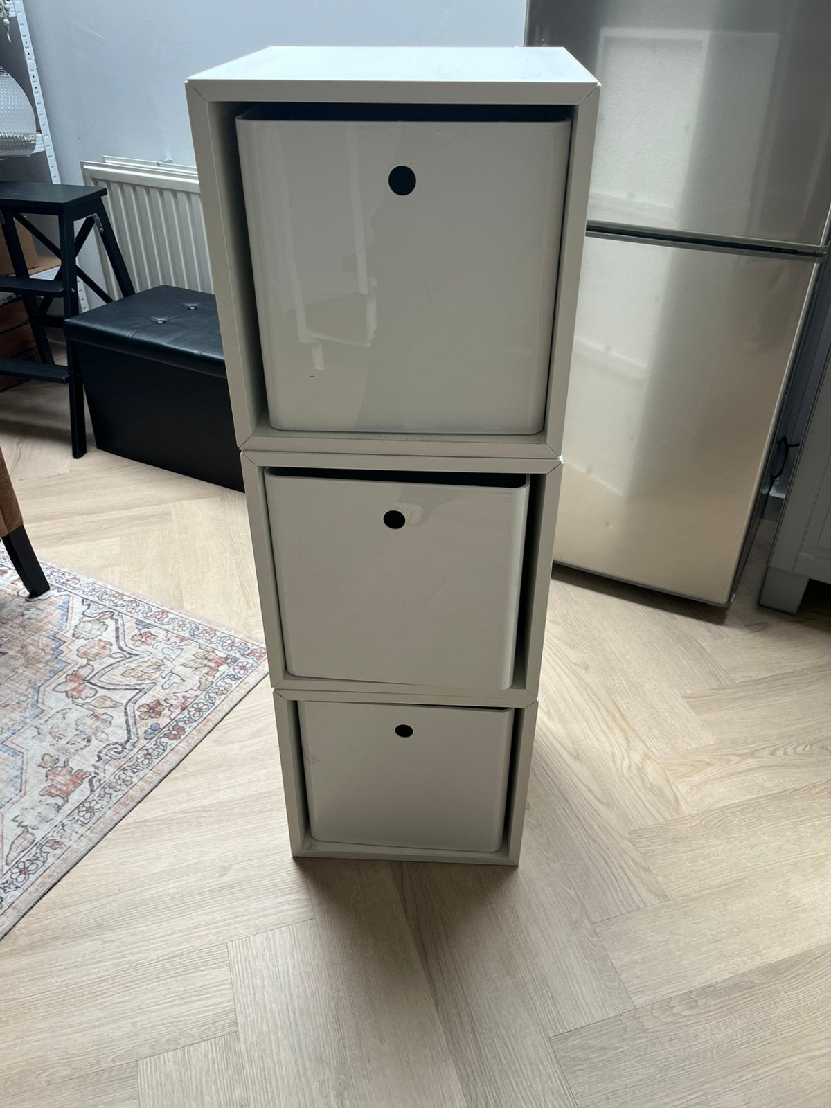 Drie Ikea kastjes met box, Ophalen, Zo goed als nieuw