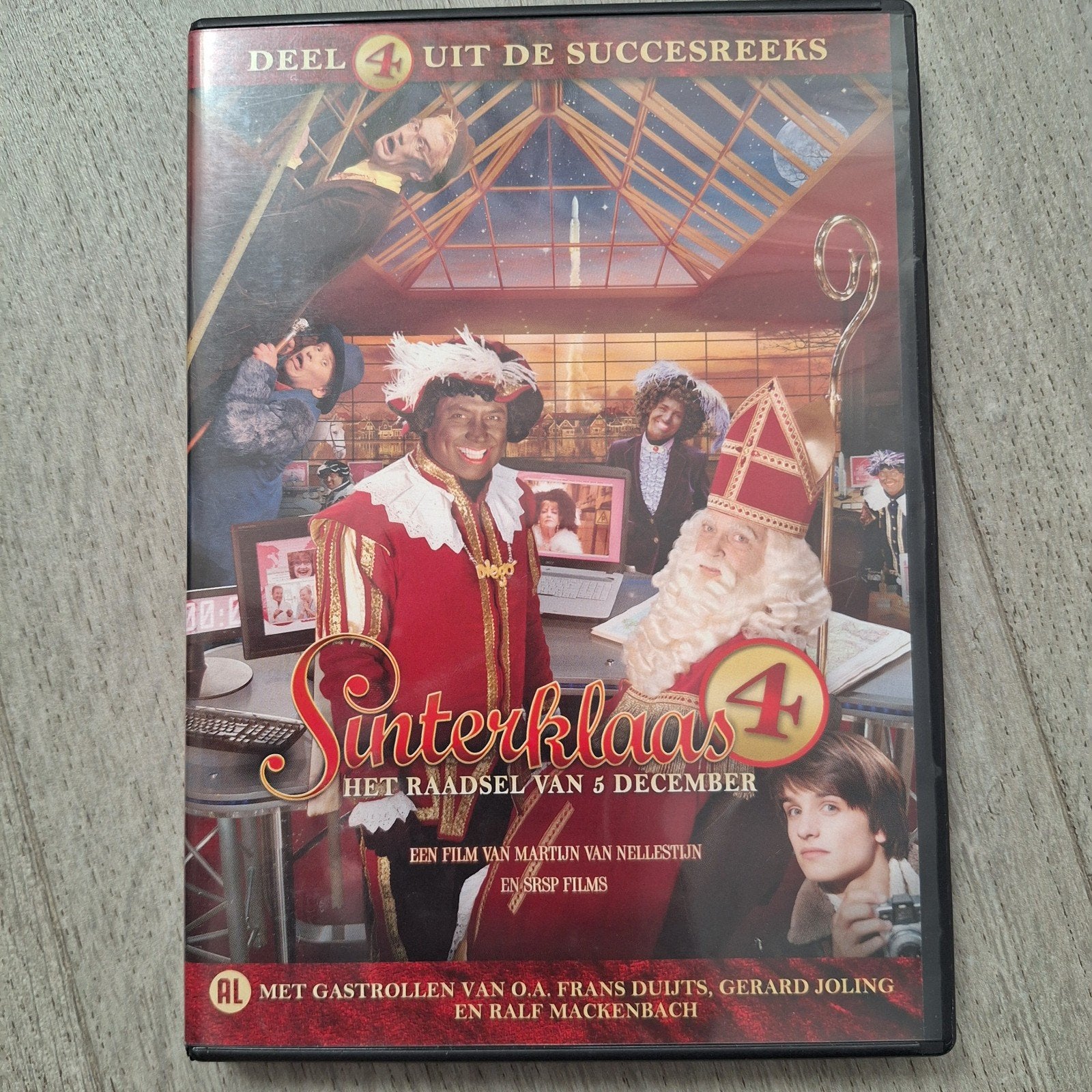 DVD Sinterklaas: Het Raadsel van 5 December, Gebruikt, Alle leeftijden, Nederlands, Inclusief doosje