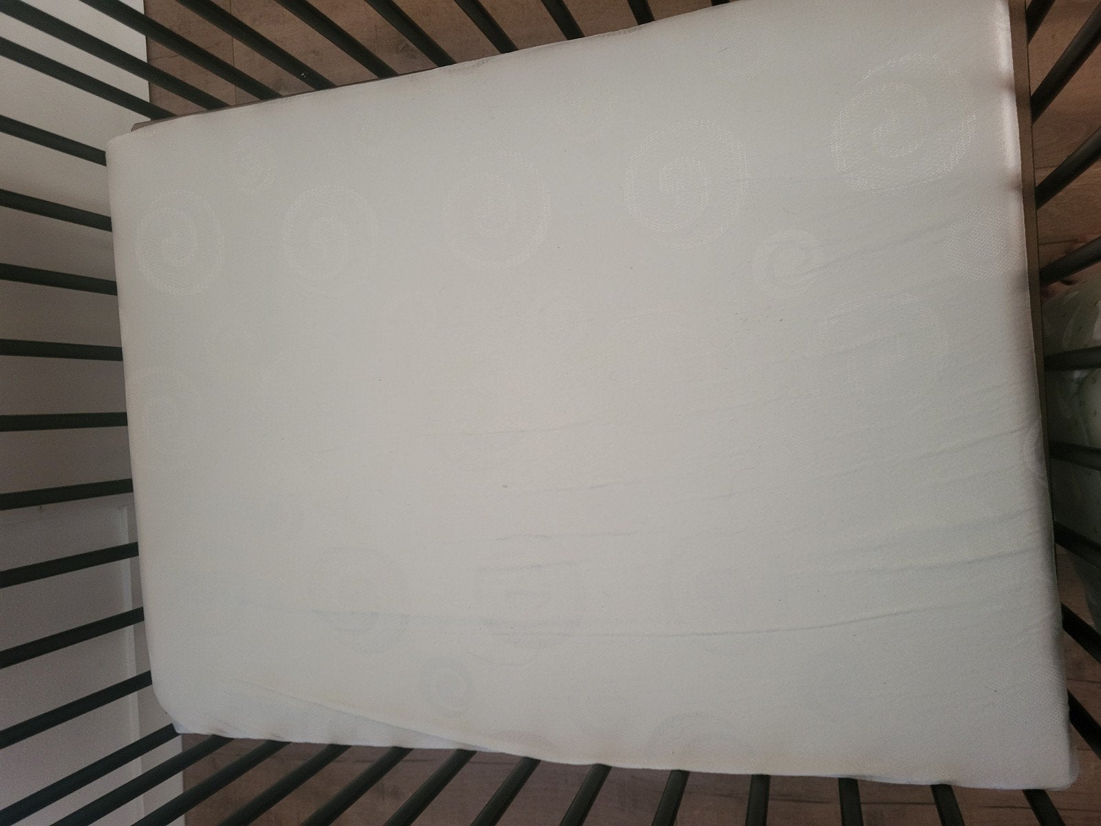 Box met matras en boxkleed, Ophalen, Gebruikt, Boxkleed