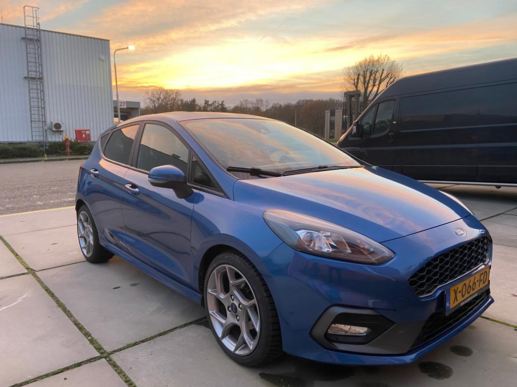 Ford Fiësta 1.5 200pk 5dr 2020 Blauw, cruise, winterpack/LED, Voorwielaandrijving, Stof, Blauw, Grijs