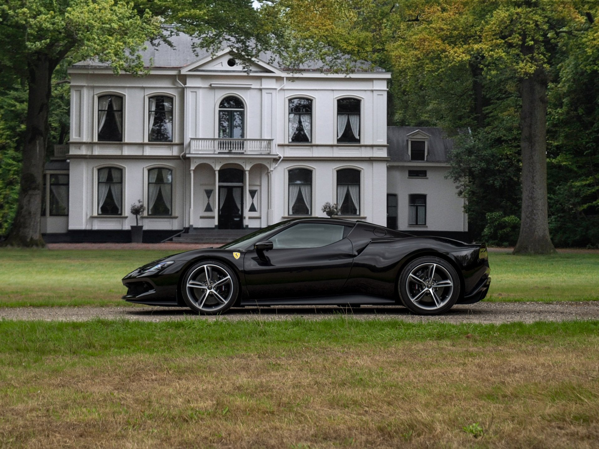 Ferrari 296 GTB 3.0 V6 | Lift | Cioccolato Racing Seats, Dealer onderhouden, Achterwielaandrijving, Gebruikt, 663 pk