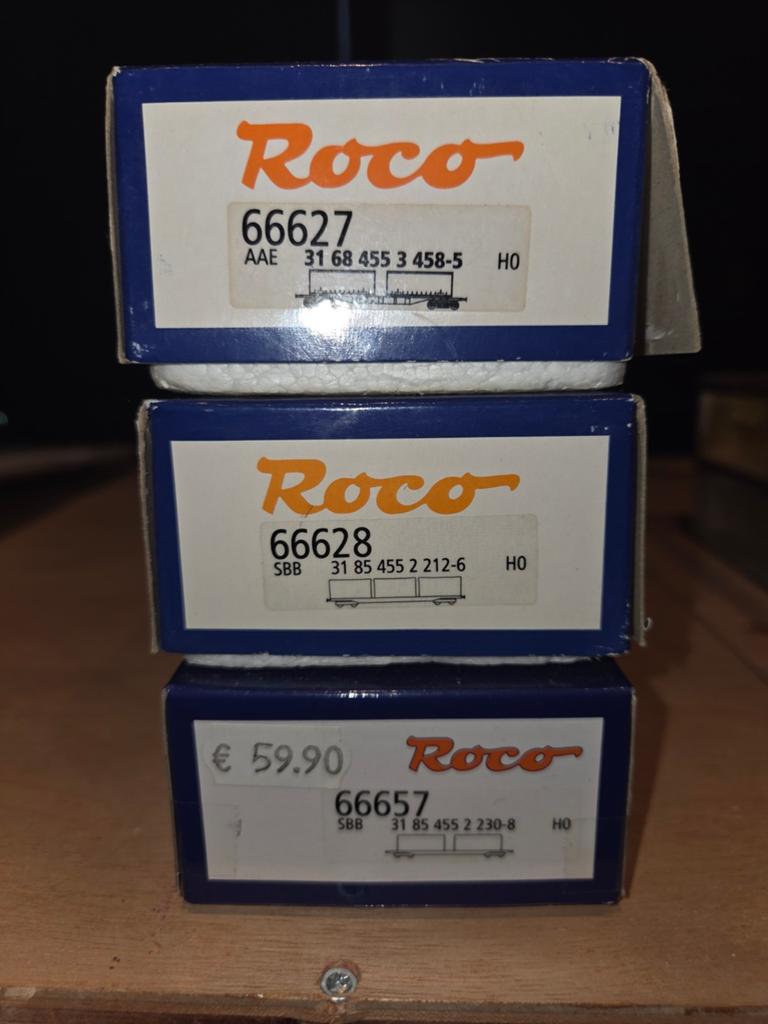 Roco 66627, 66628 en 66657 Containerwagens SBB en AAE, Hobby en Vrije tijd, Modeltreinen | H0, Gelijkstroom, Wagon, Ophalen of Verzenden