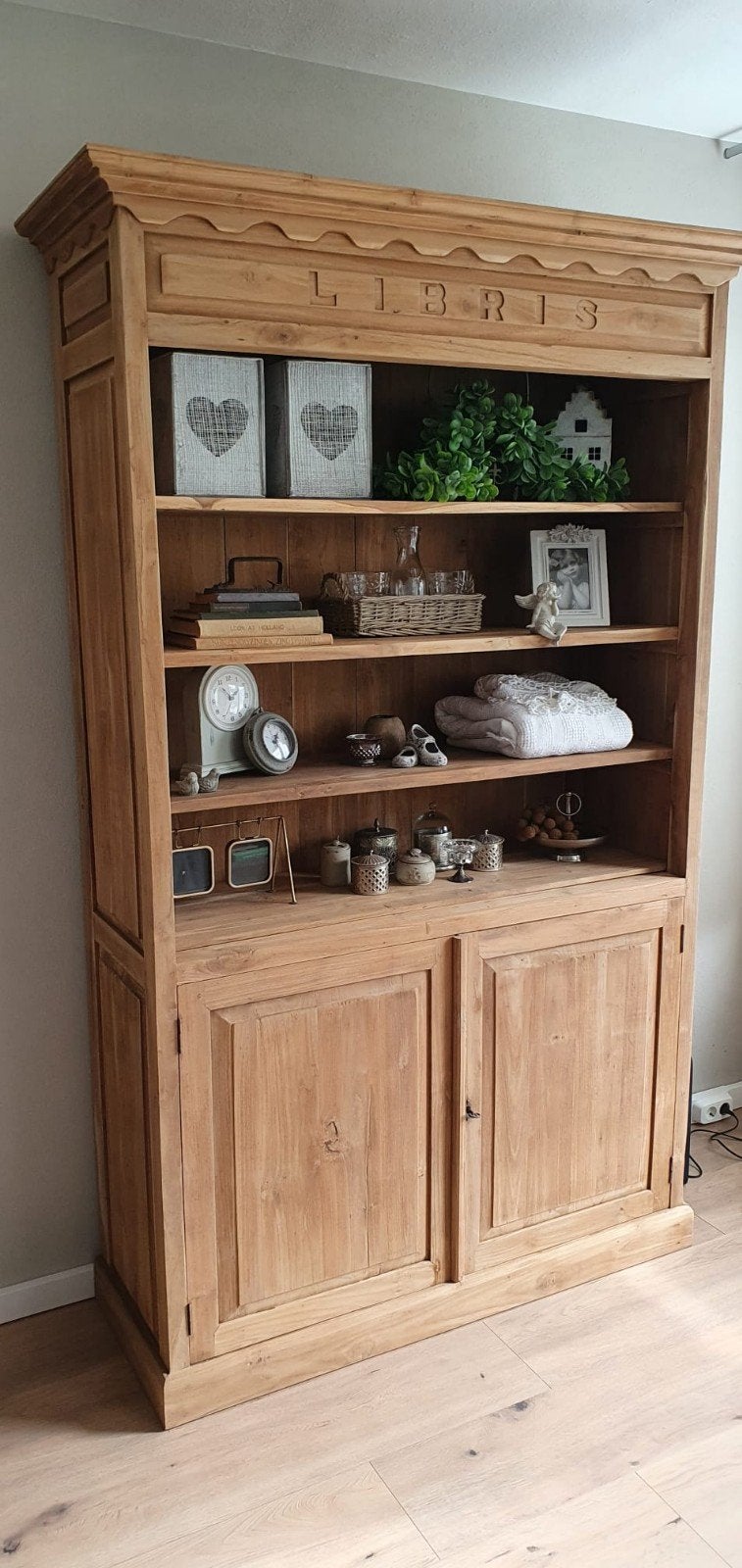 Prachtige (boeken) kast, Ophalen, Zo goed als nieuw, 25 tot 50 cm