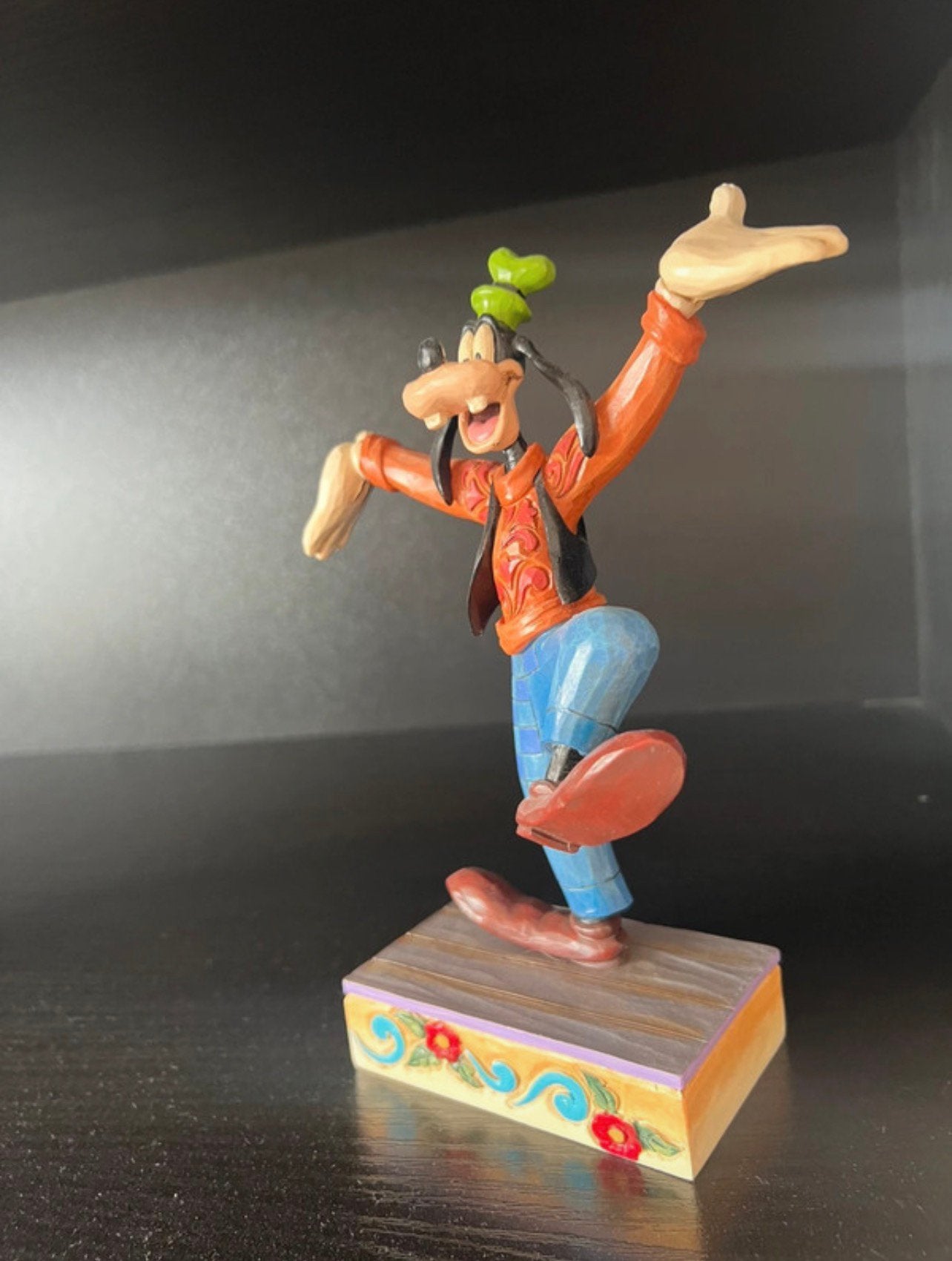 Disney Goofy Traditions, Ophalen of Verzenden, Goofy of Pluto, Zo goed als nieuw, Beeldje of Figuurtje