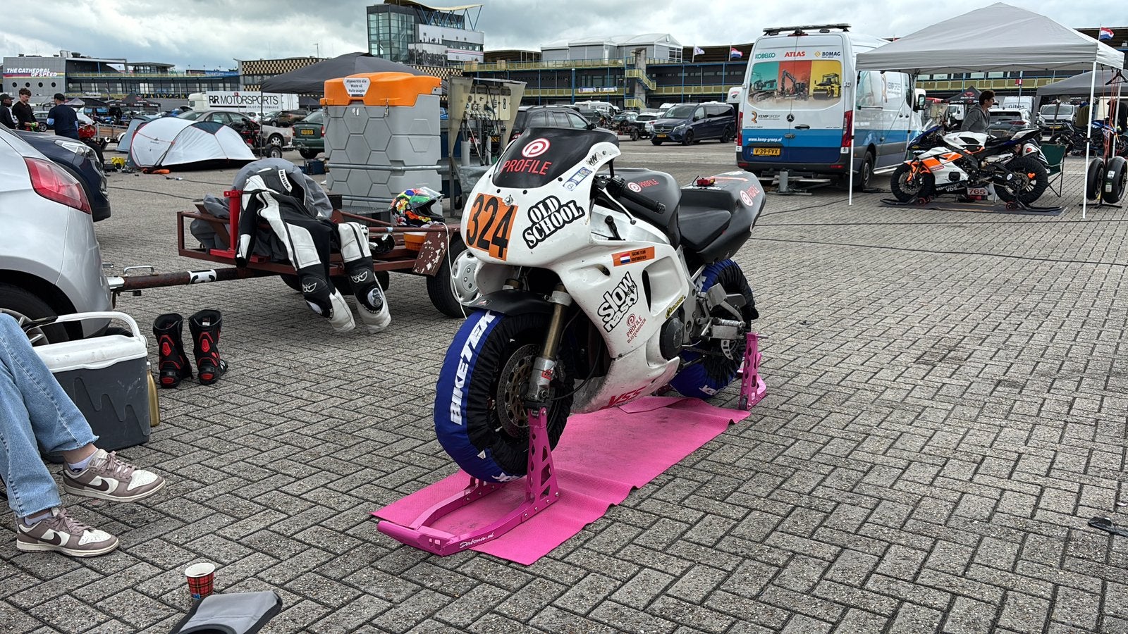 Honda CBR900RR Fireblade 1993 circuitmotor, Ophalen, Nieuw
