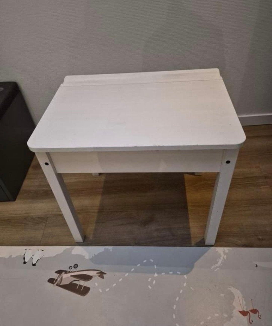 Witte Ikea schoolbank/kindertafel met opbergruimte, Ophalen, Tafel(s)