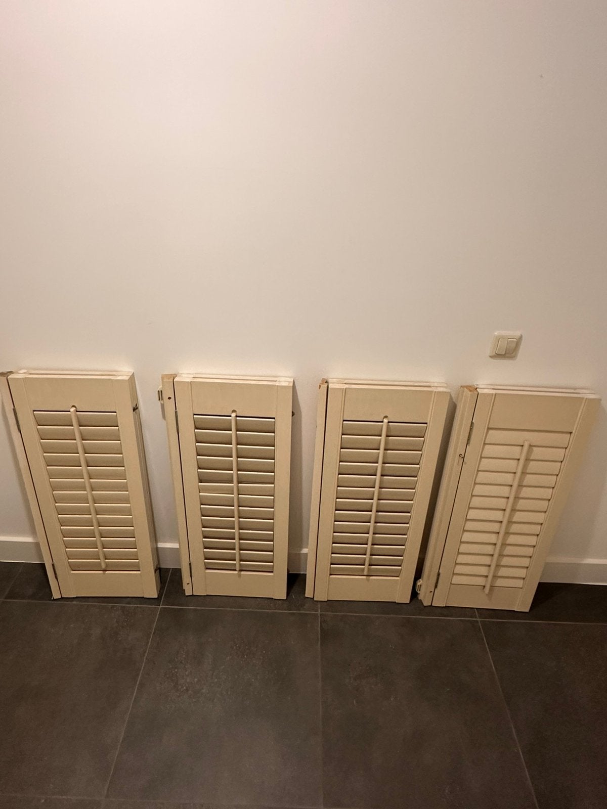 Shutters VINTAGE Brocante voor vensterbank Privacy zonwering, Huis en Inrichting, Woonaccessoires | Kamerschermen, Ophalen, Gebruikt