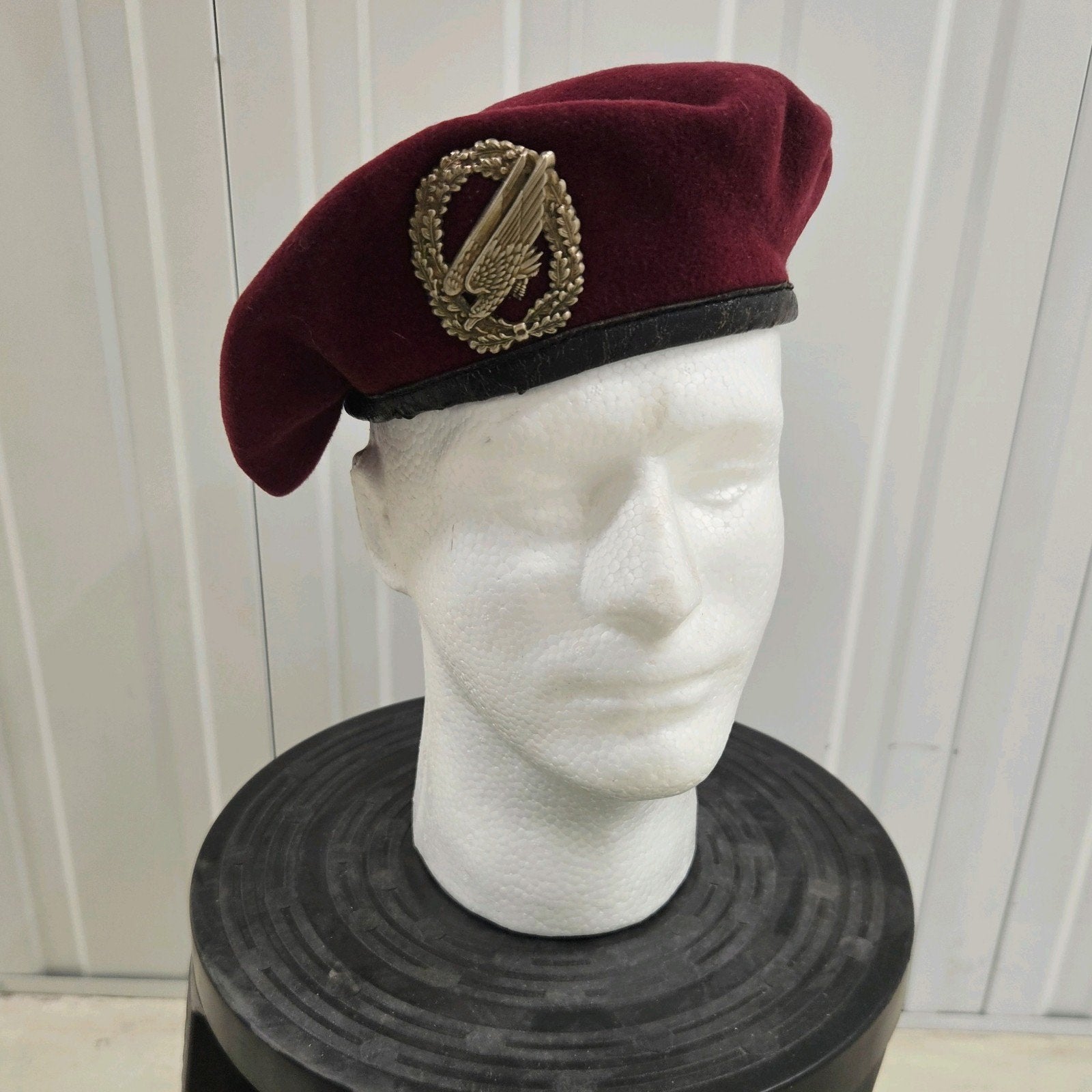 Baret Fallschirmjäger Bundeswehr 1970, Verzamelen, Ophalen of Verzenden, Landmacht, Duitsland, Embleem of Badge