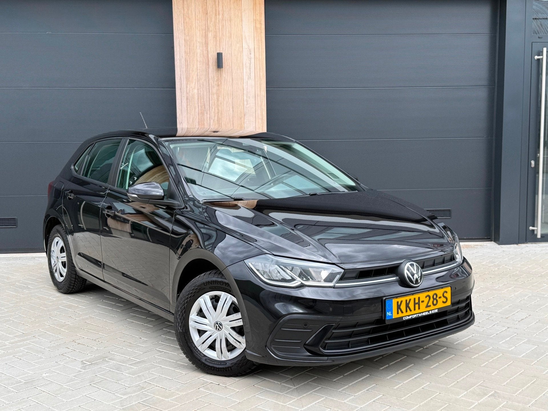 Volkswagen POLO 1.0 MPI Life (bj 2022) CarPlay|LED|Virtual D, Auto's, Volkswagen, Stof, Gebruikt, Euro 6, Zwart