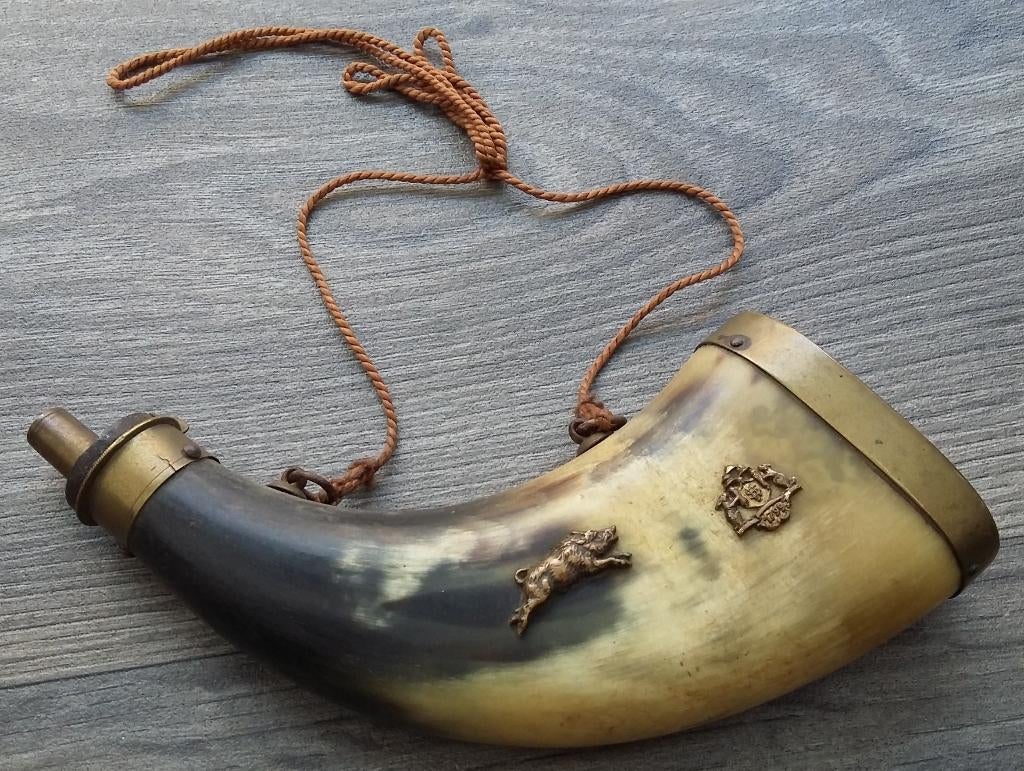 Omstreeks 1800 - 1850 Kruithoorn Jager Jacht Jagen Geweer, Ophalen of Verzenden