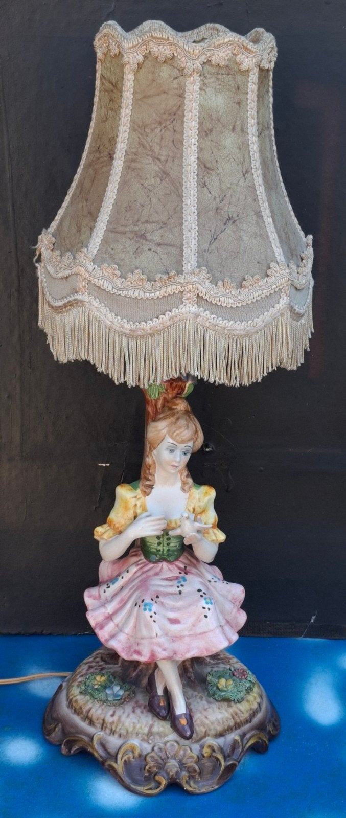 Tafellamp/schemerlamp, 55 cm. Porselein. Italy. Ca '55., Overige materialen, Overige merken, Meerkleurig, Inclusief lichtbron