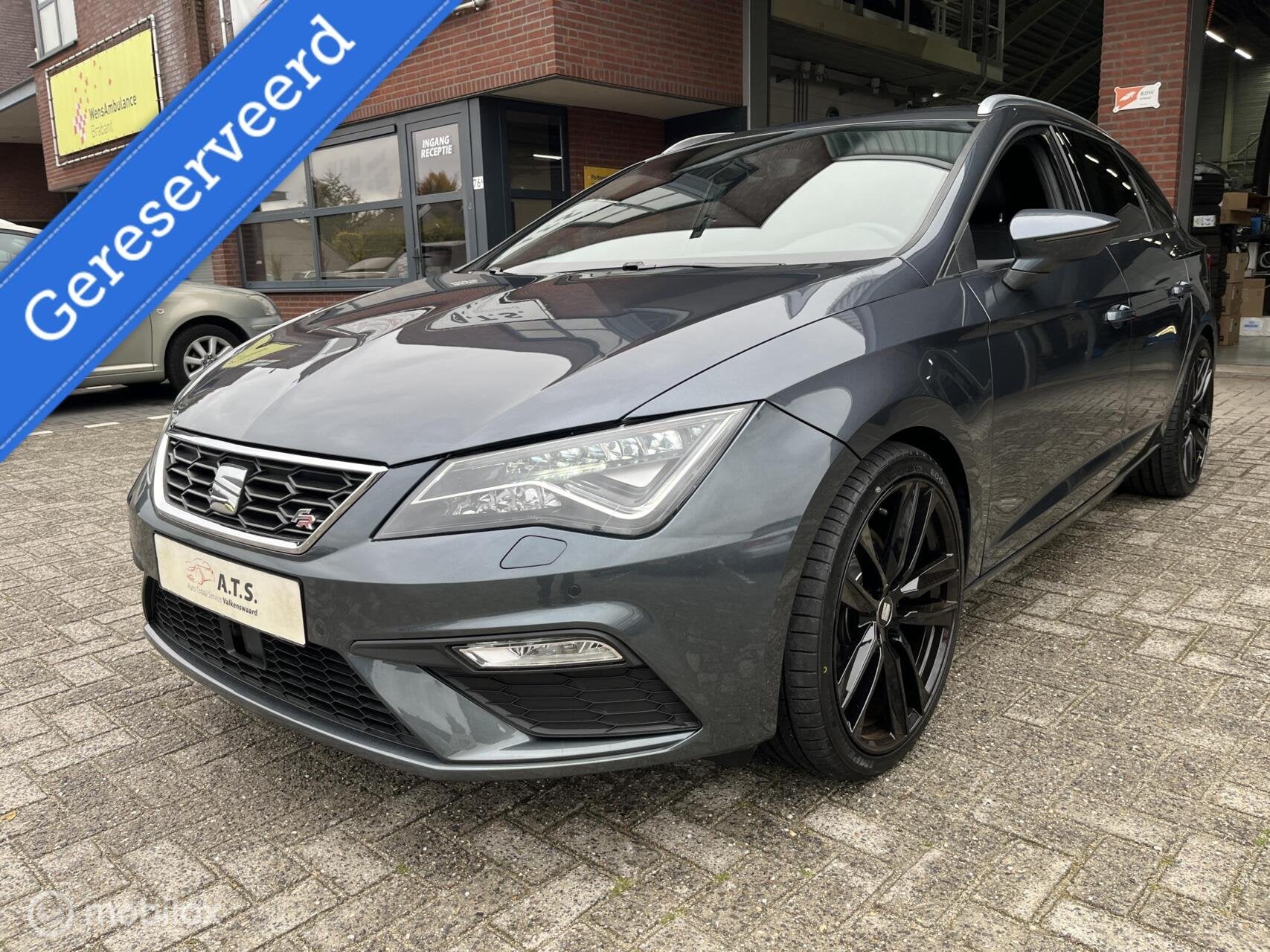 Seat Leon ST 2.0 TSI FR PANO-DAK*LED*CARPLAY*CRUISE*PDC*, Auto's, Gebruikt, Euro 6, 1984 cc, Leon