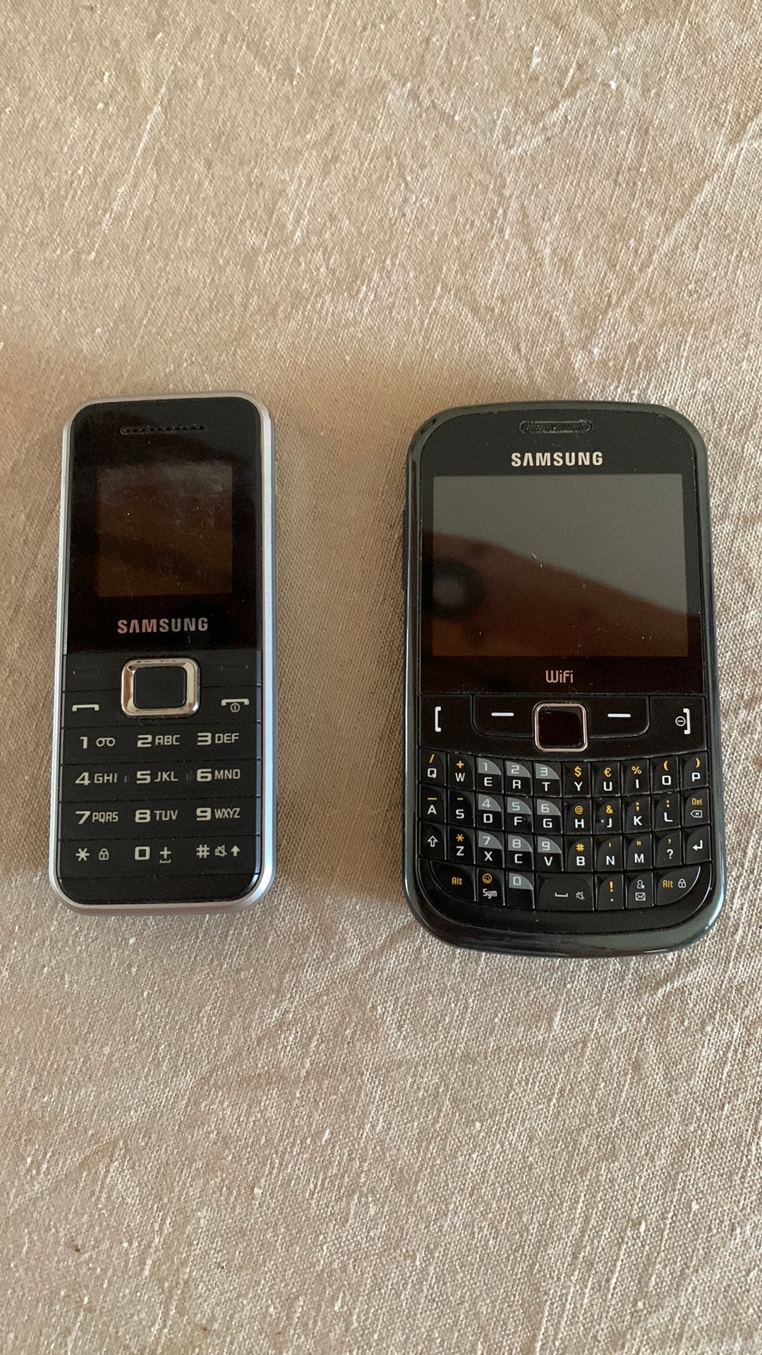 Oude telefoons, Telecommunicatie, Gebruikt, Overige modellen, Zwart, Overige systemen
