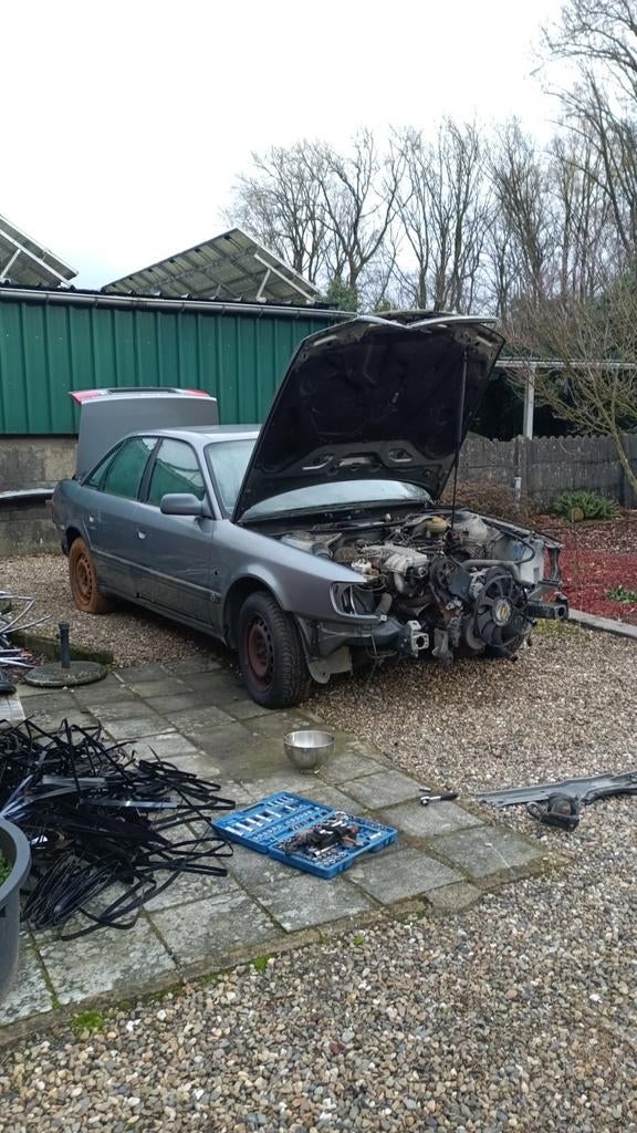 Audi 100 c4 uit 1991 in onderdelen, Ophalen, Audi