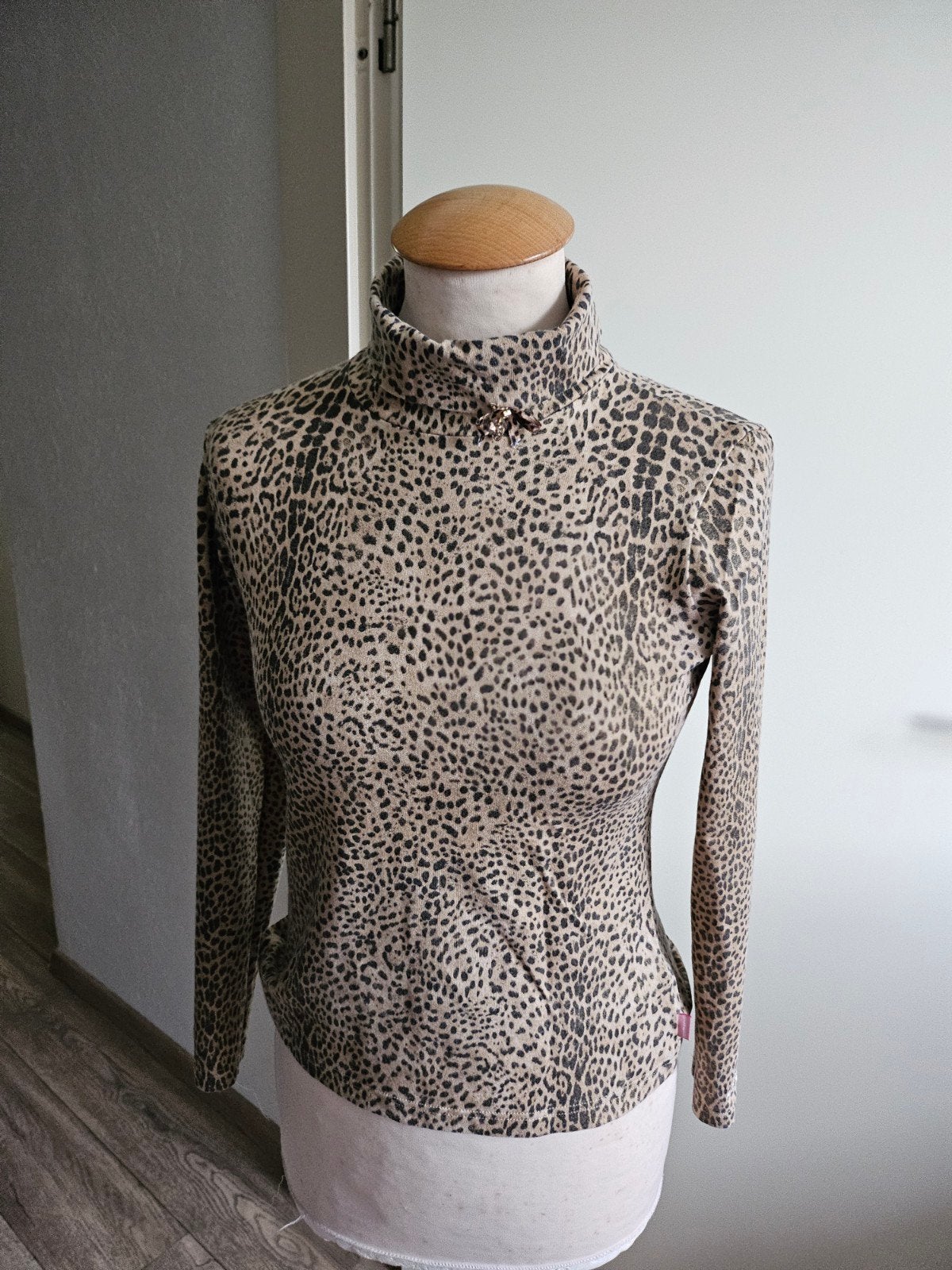 Roberto Cavalli Luipaardprint Coltrui Top, Beige, Ophalen of Verzenden, Zo goed als nieuw, Lange mouw