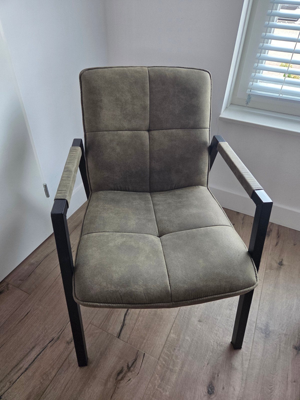 Comfortabele fauteuil, Ophalen, Gebruikt, Modern, Industrieel, 75 tot 100 cm