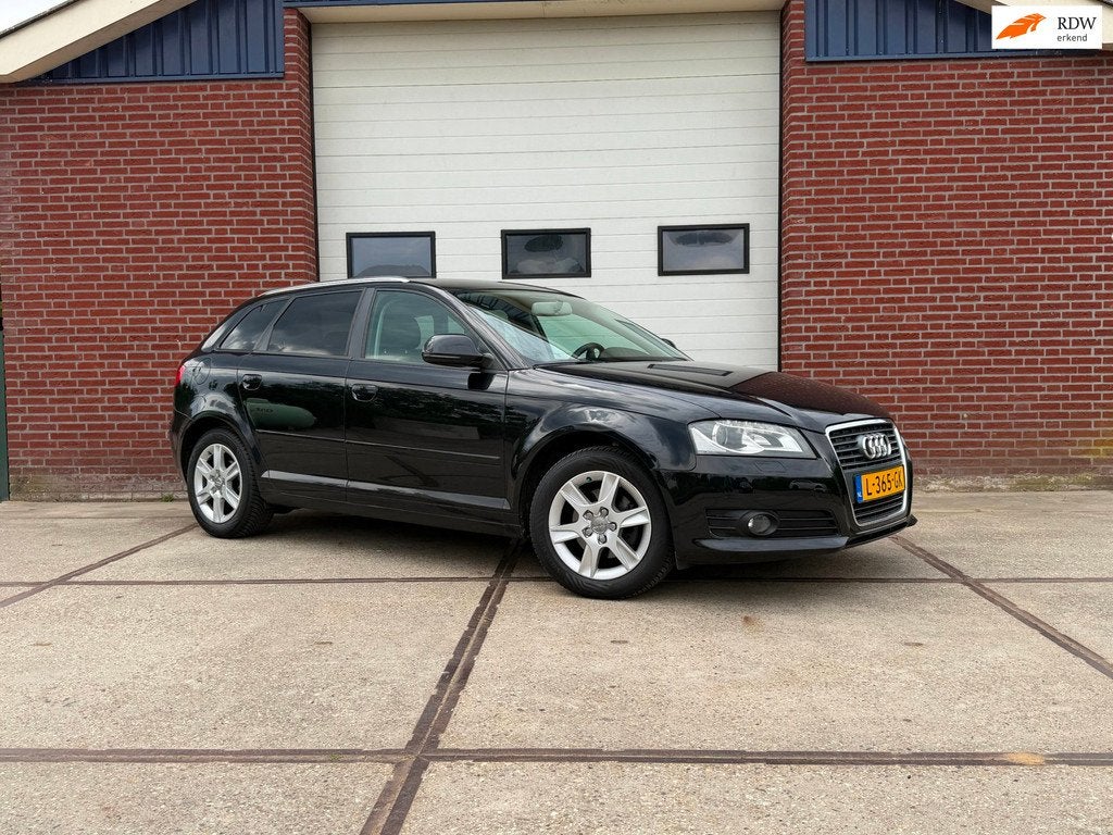 Audi A3 Sportback 1.4 TFSI Attraction Xenon Stoelverwarming, Voorwielaandrijving, Euro 5, Gebruikt, 4 cilinders
