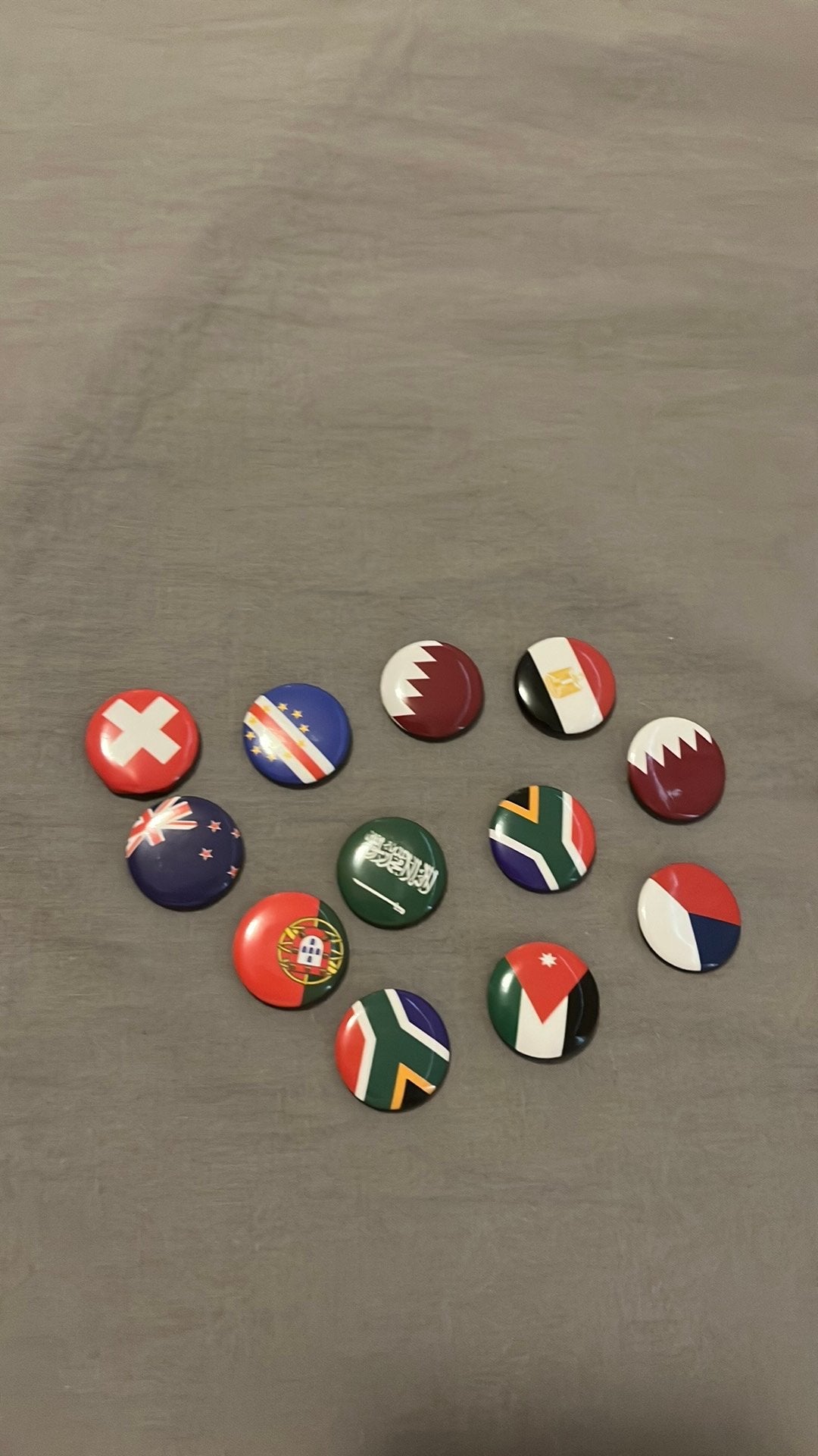 Wk buttons ruilen voor Bankzitter dominos poppetjes, Verzamelen, Speldjes, Pins en Buttons, Ophalen, Nieuw, Overige onderwerpen