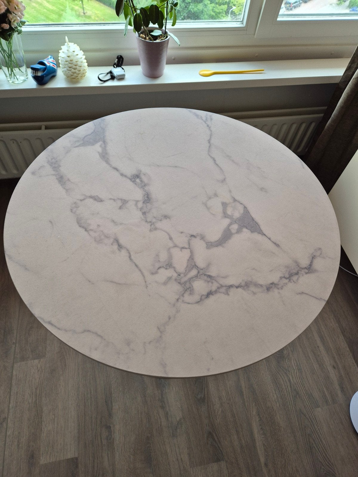 80 cm ronde eettafel marmerlook blad, Ophalen, Strak, 50 tot 100 cm, Rond