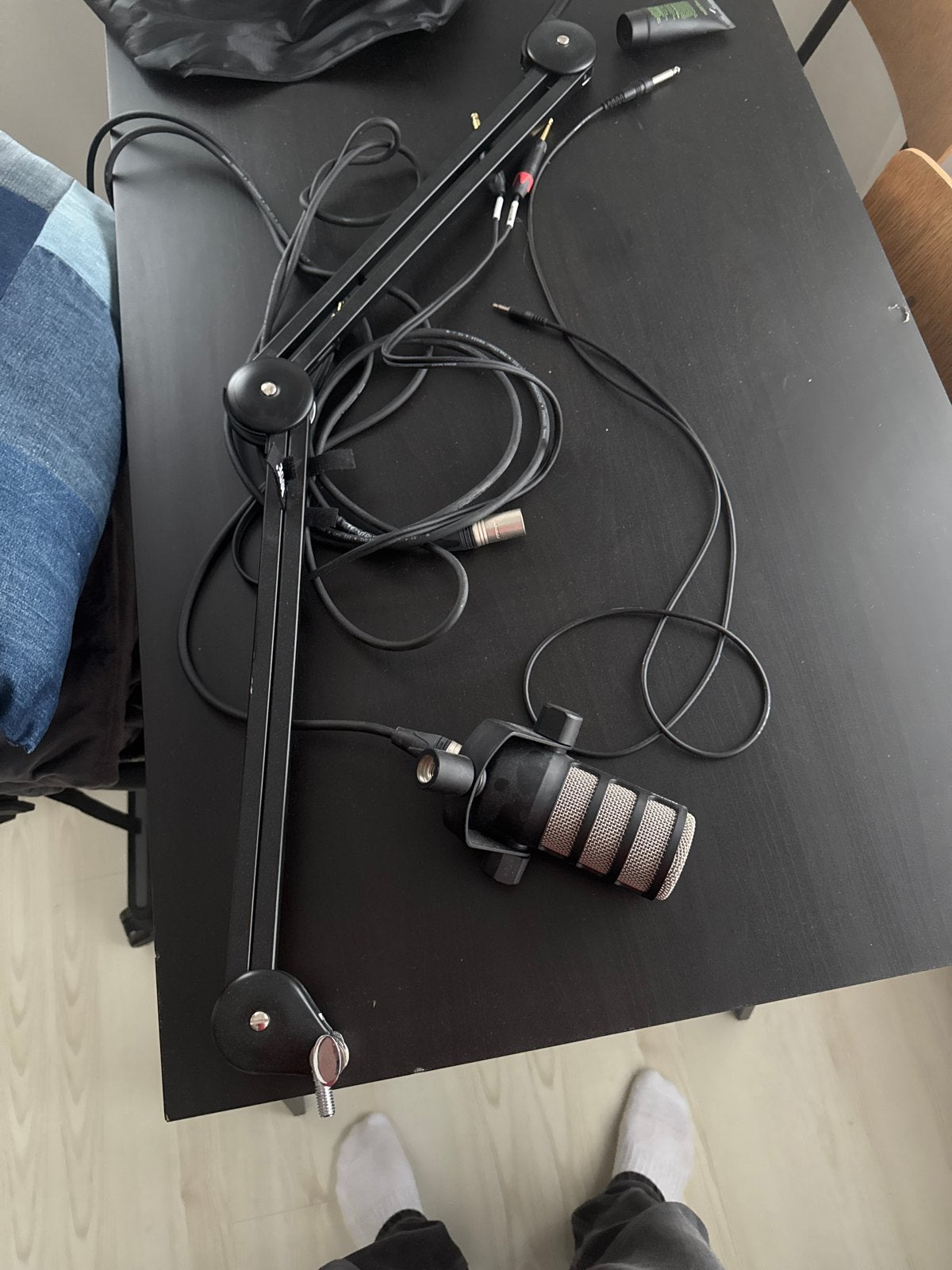 Rode Podmic met microfoonstatief, Muziek en Instrumenten, Ophalen of Verzenden, Zo goed als nieuw, Studiomicrofoon