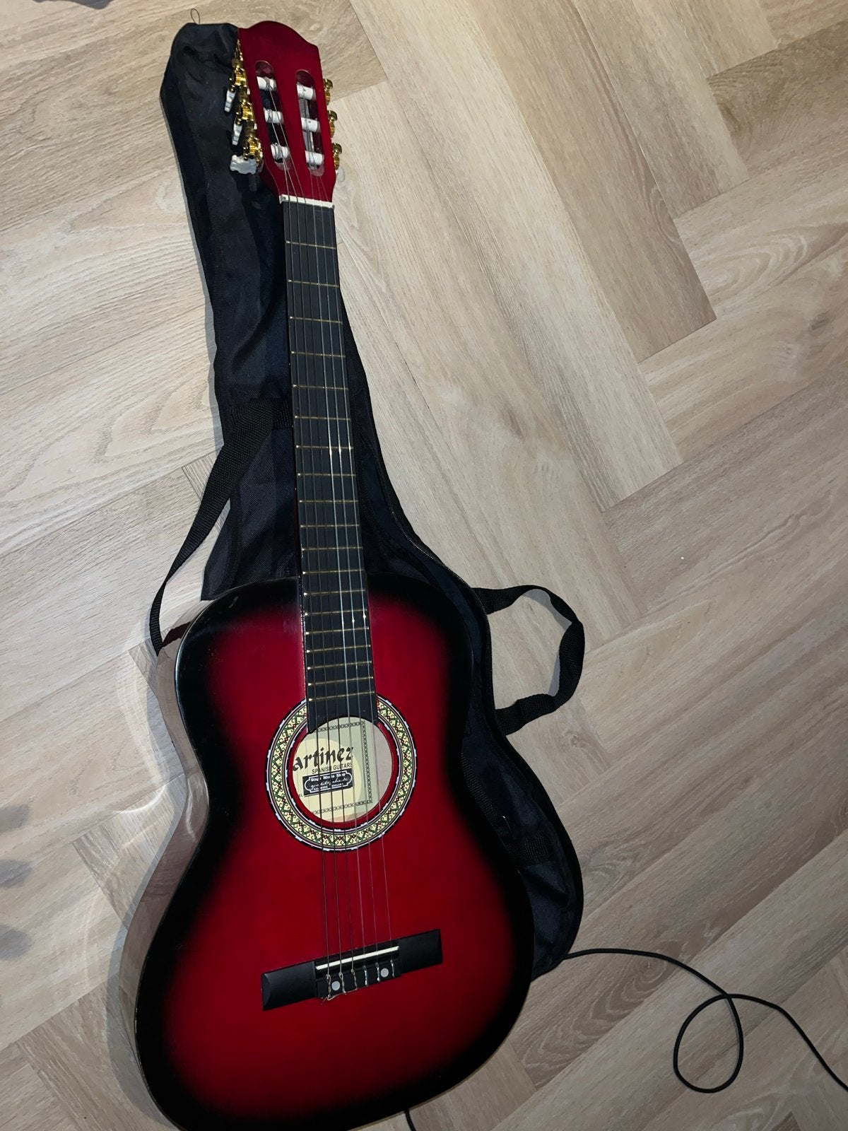 Martinez Klassieke Gitaar Rood met Hoes, Ophalen, Gebruikt, Klassieke of Spaanse gitaar, Met koffer