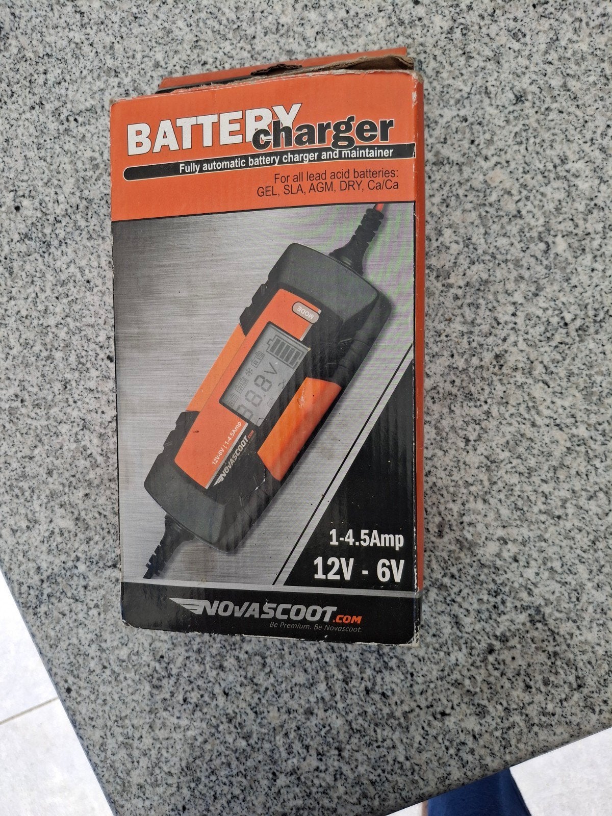 Novascoot Acculader 1-4.5A 12V-6V Automatisch