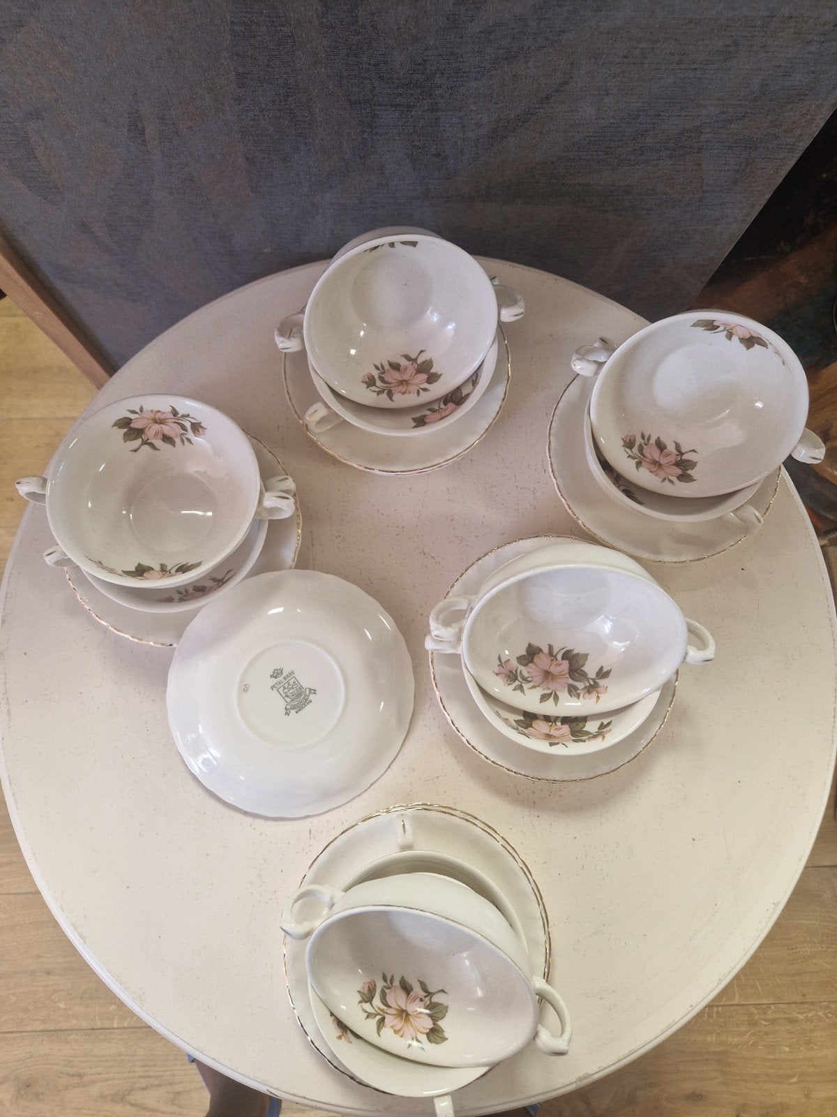 Petal Ware Soepkommen met Schotels - Vintage Servies, Antiek en Kunst, Ophalen of Verzenden
