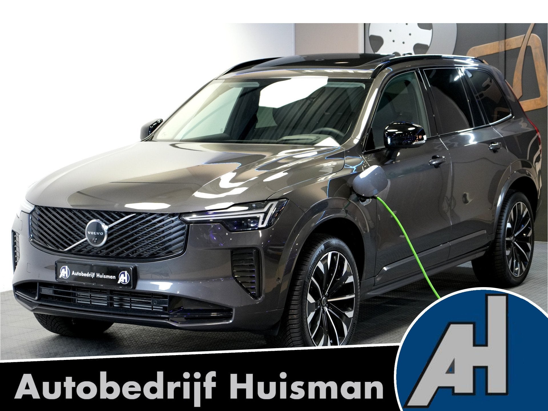 Volvo XC90 2.0 T8 AWD 335kW/456pk Aut8 Plug-in hybrid Ultra, Gebruikt, Euro 6, 4 cilinders, 1969 cc