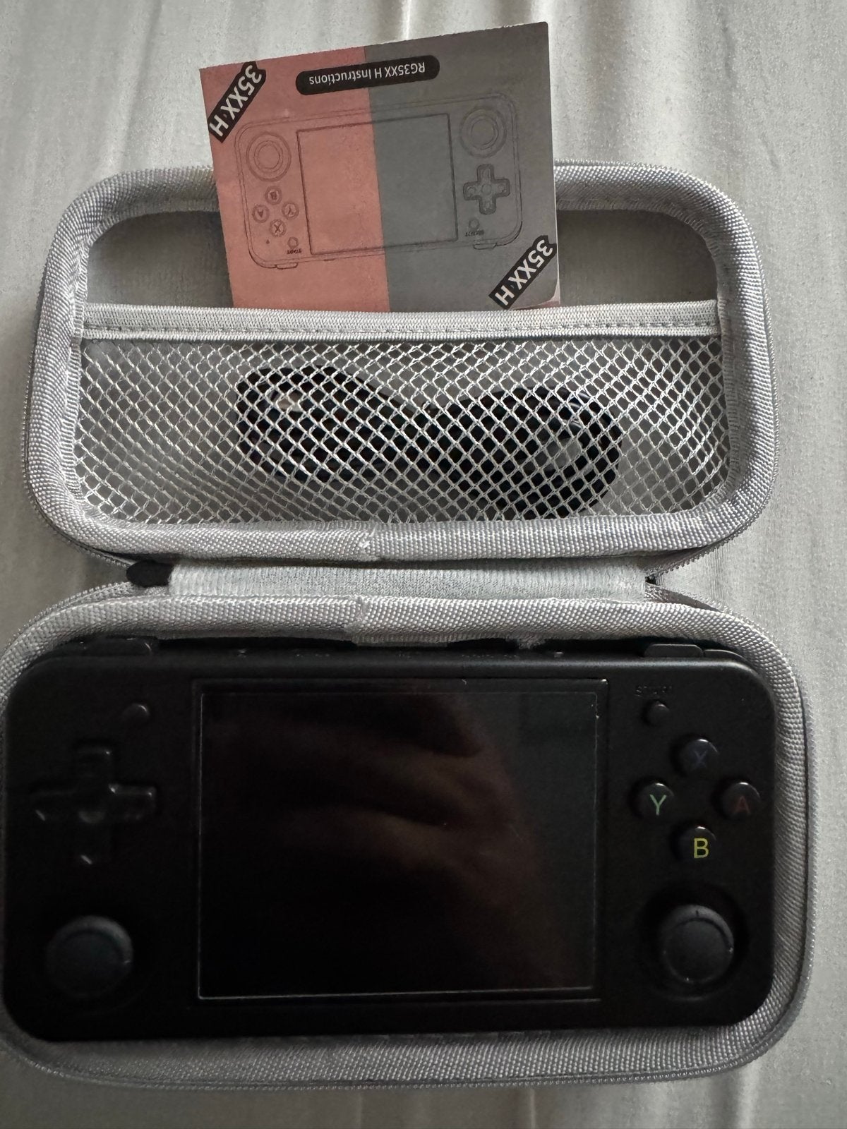 RG35XX H Retro Handheld Console met Hoesje, Overige merken, Ophalen of Verzenden, Zo goed als nieuw, Overige typen