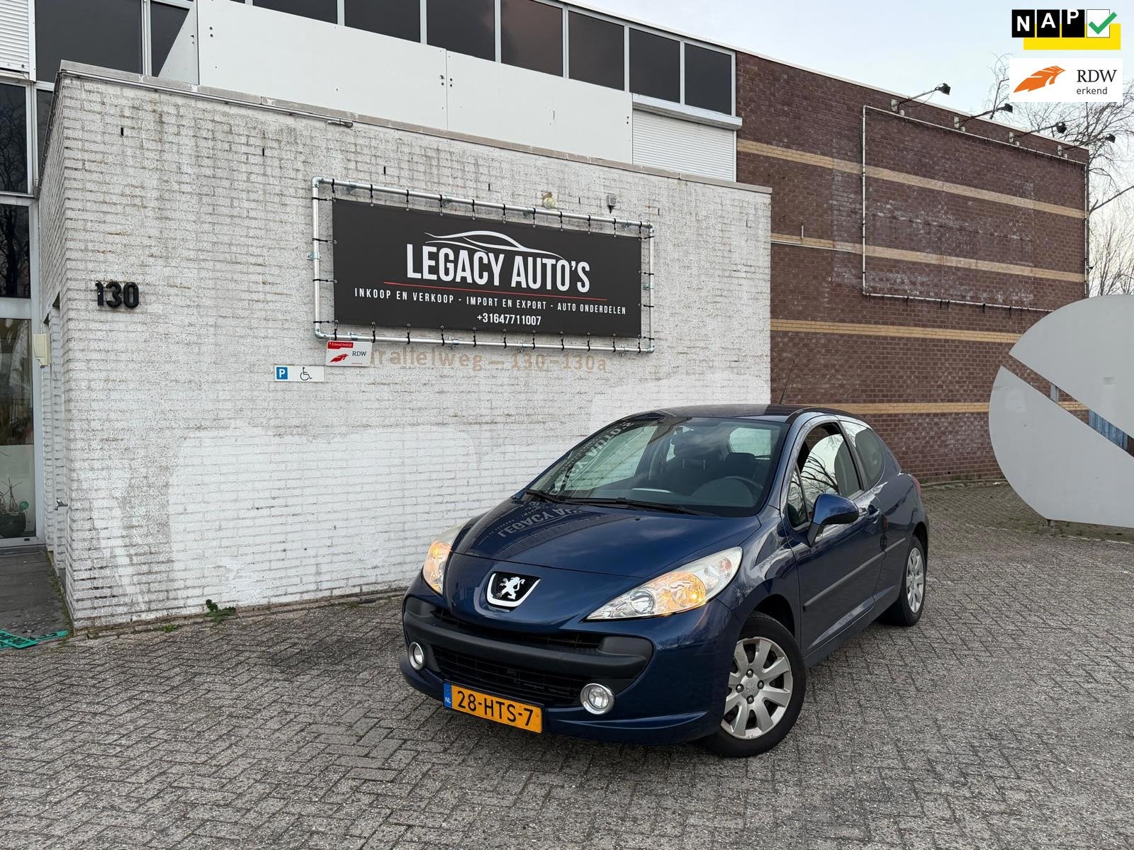 Peugeot 207 1.4 VTi Look - AIRCO - RIJDT & SCHAKELT GOED!, Auto's, Voorwielaandrijving, Dealer onderhouden, Stof, Gebruikt