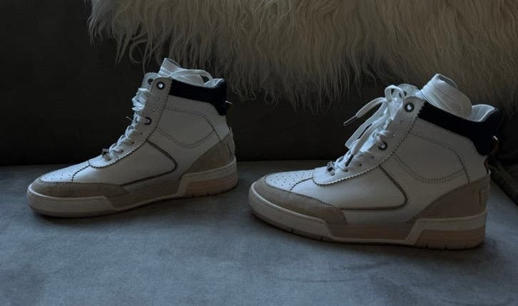 Shabbies hoge sneakers mt 39 (vrprs is incl vzk binnen NL), Wit, Ophalen of Verzenden, Sneakers of Gympen, Zo goed als nieuw
