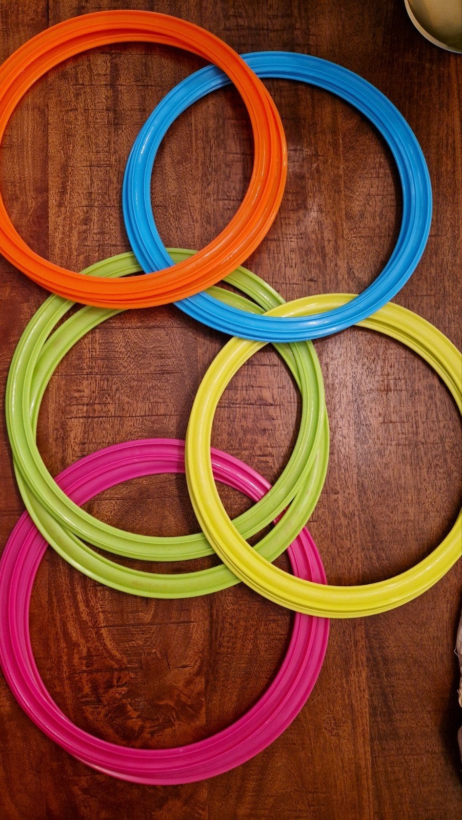 Kleurrijke ringen voor spelletjes, Kinderen en Baby's, Ophalen of Verzenden, Zo goed als nieuw